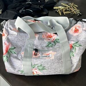 Vooray Floral Gym Bag